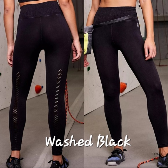 ✨NWOT Free People Movement Good Karma High Waist 7/8 Leggings Black Mineral Wash - Picture 10 of 10